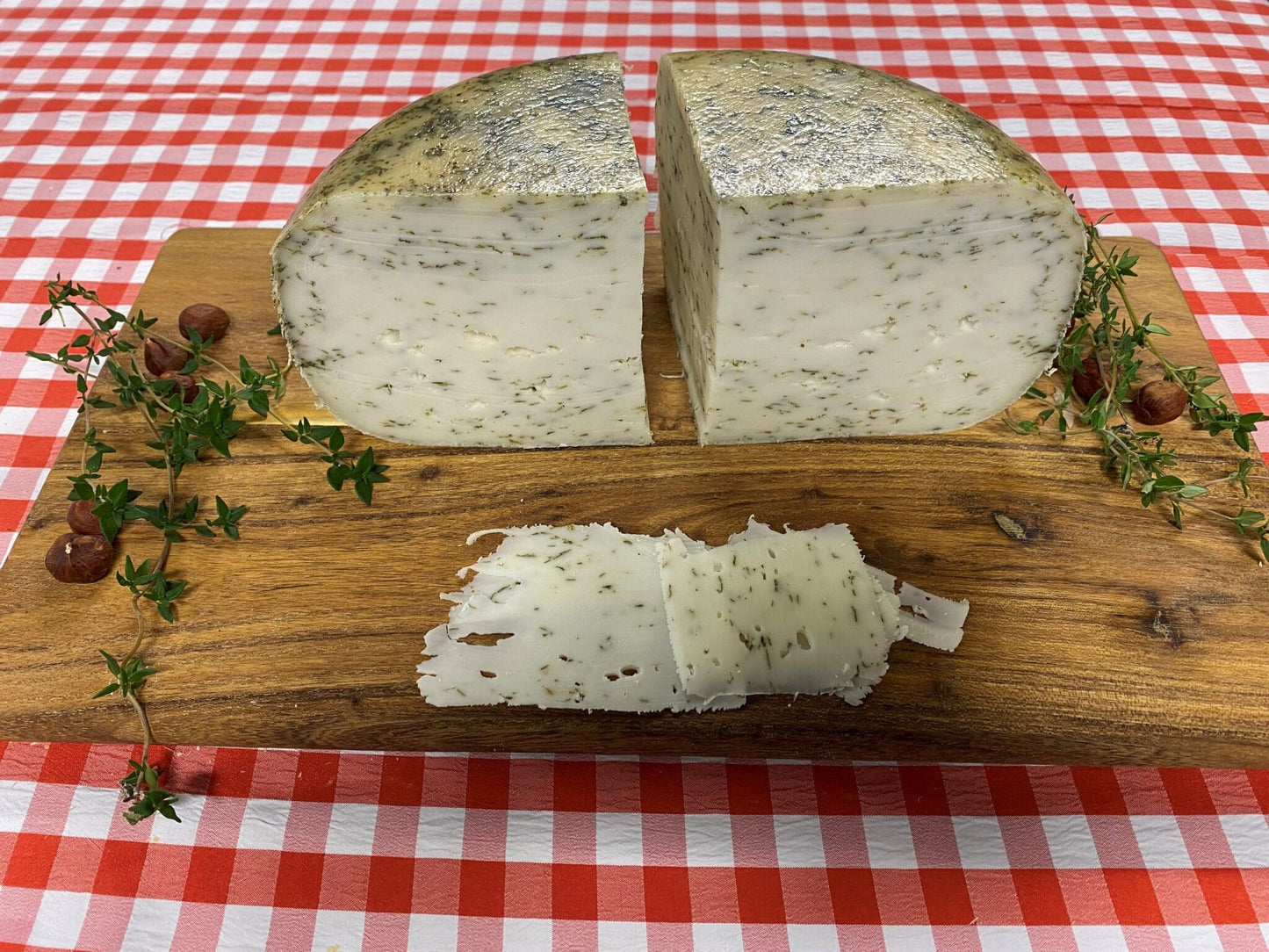 Gedeost fra Nørgaards geder >  Brændenælde og hvidløg