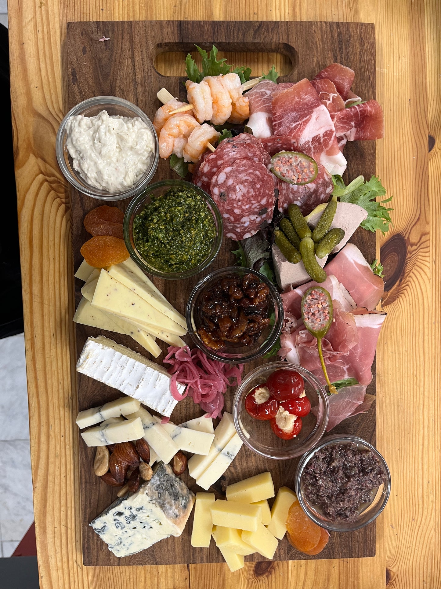 Luksustapas Åbningstilbud > Gælder fra 5 til 8 Marts